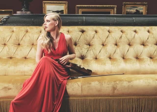 Simone Lamsma speelt Tsjaikovski
