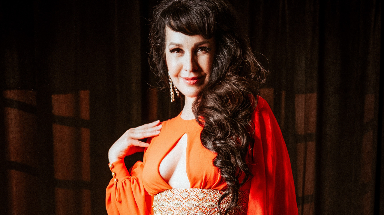Grey DeLisle