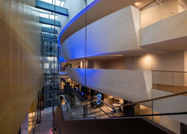 Bekijk het theater