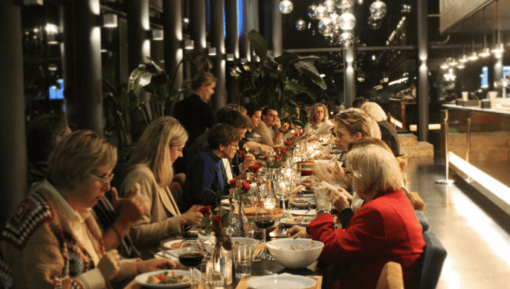 Diner en gesprek voorafgaand aan Momentum