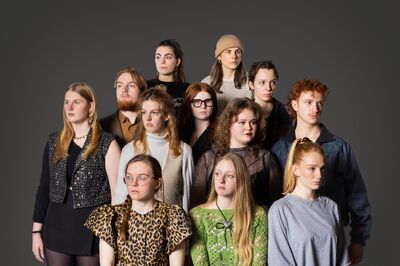 Alle acteurs van Theater na de Dam-voorstelling Je Verzet De Compagnie