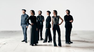 Portret van de 6 leden van het orkest Fuse